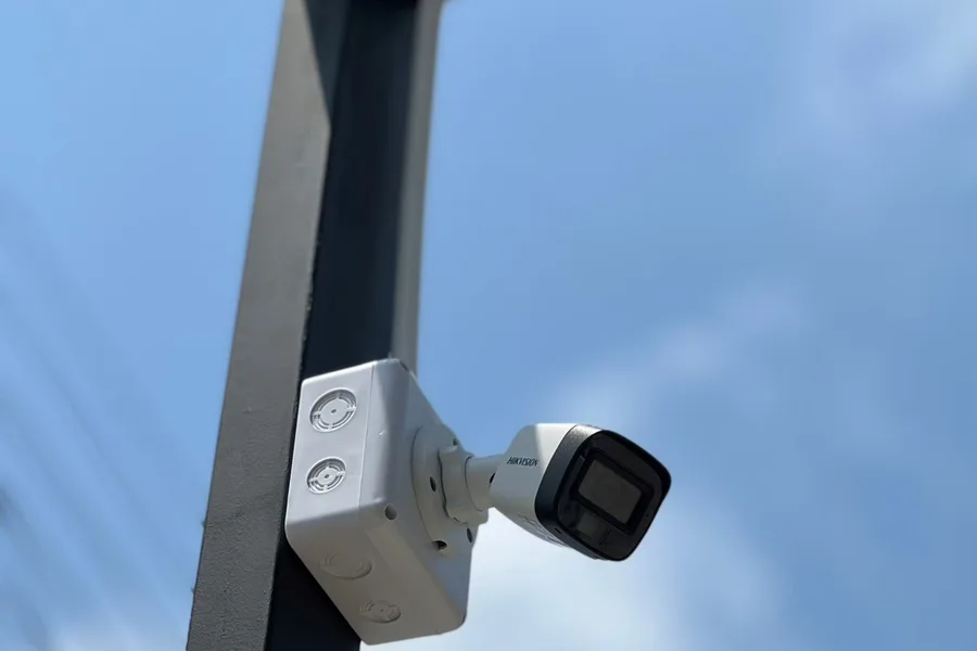 งานติดตั้งกล้องวงจรปิด 4 ตัว