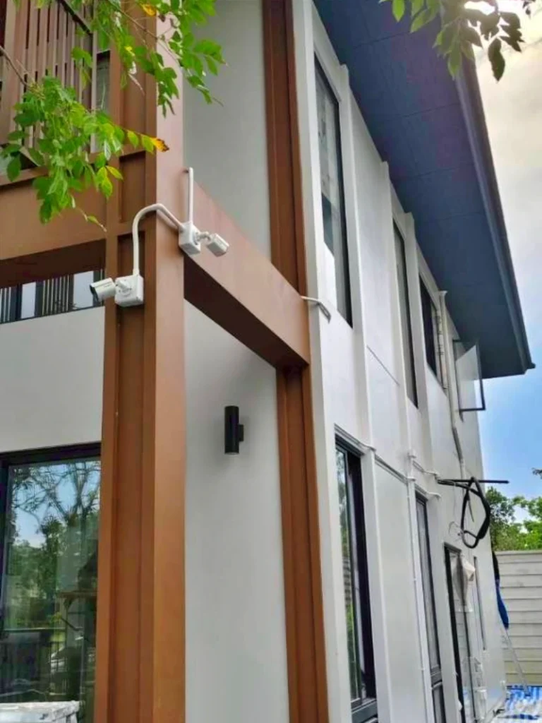 ติดตั้งกล้องวงจรปิด 7 ตัว 5MP แบบมีสาย ภายนอก ทนแดดทนฝน มุมที่ 2